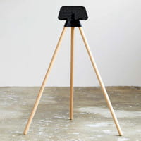 [REFURBISHED] Tons iPad Stand Natural Oak + Smartphone Holder