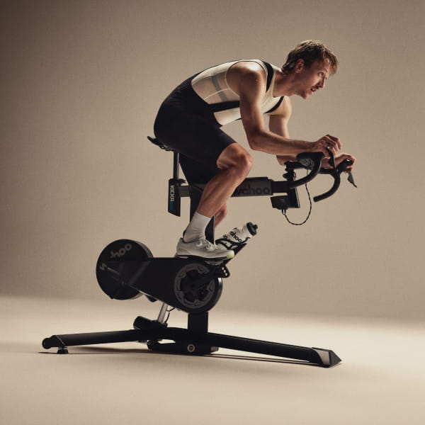Wahoo KICKR BIKE PRO Indoor-Bike Smarttrainer