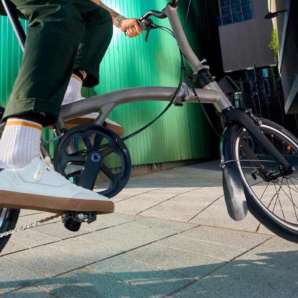 Brompton T Line Urban mit Teleskop-Sattelstütze und Schutzblechen