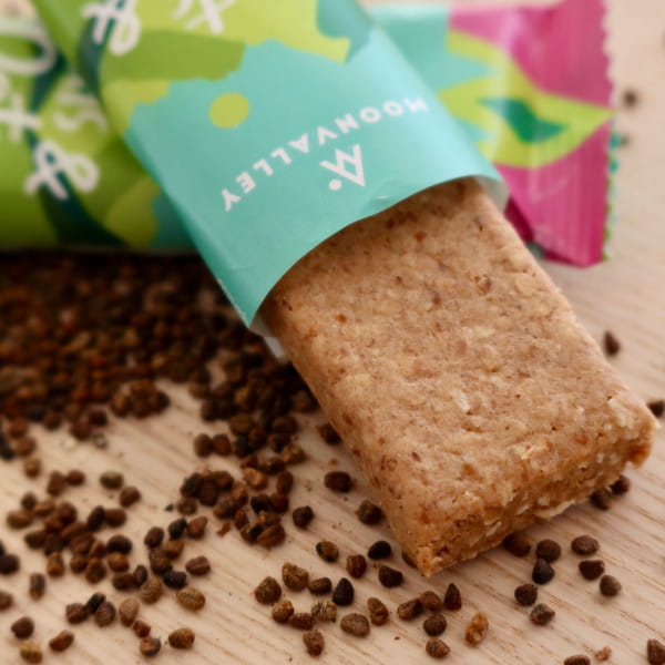 Moonvalley Organic Oats & Dates Bar - Cardamom Box (12 x 50 g)