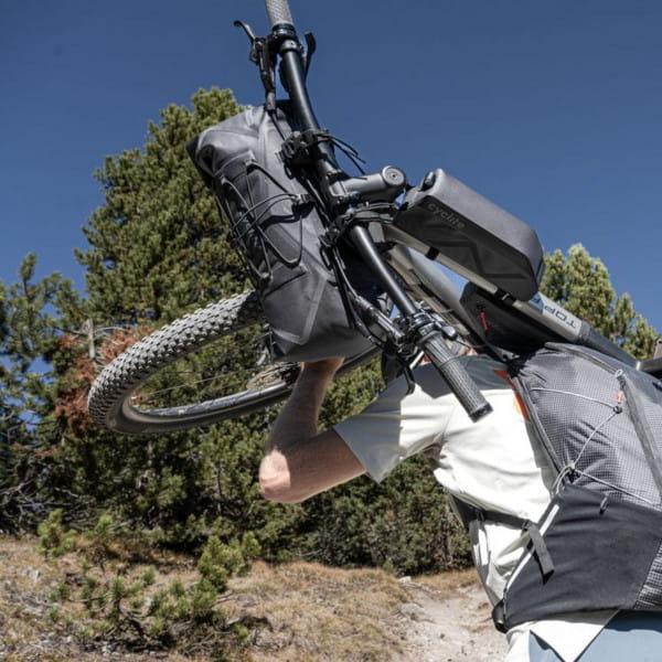 CYCLITE Handle Bar Roll Bag / 02 (12,6 Liter) - Black