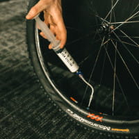 KOM Cycling Tubeless Injector (Einfüllhilfe für Dichtmilch)