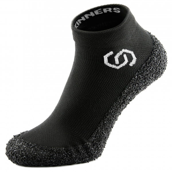 Skinners Outdoor-Sockenschuhe Schwarz mit weißem Logo Größe XS (36 - 38)