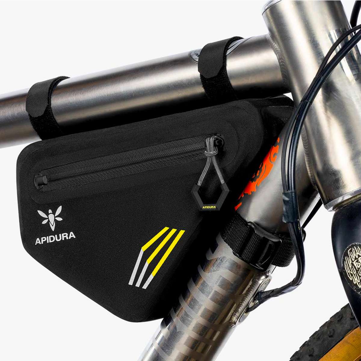 Apidura Racing Frame Pack Rahmentasche 1L | Rahmentaschen |  Bikepacking-Taschen | Bikepacking | ENJOYYOURBIKE