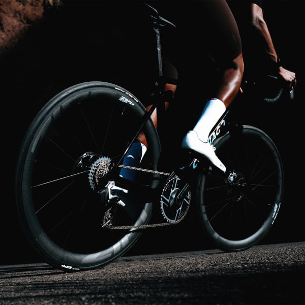 Zipp 303 SW Carbon-Laufradsatz mit AXS-Laufradsensor - XDR