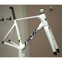 Showroom Time Skylon Rahmenset M - Pearl White