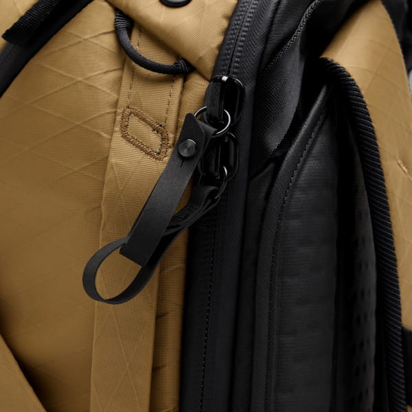 Peak Design Travel Backpack Coyote