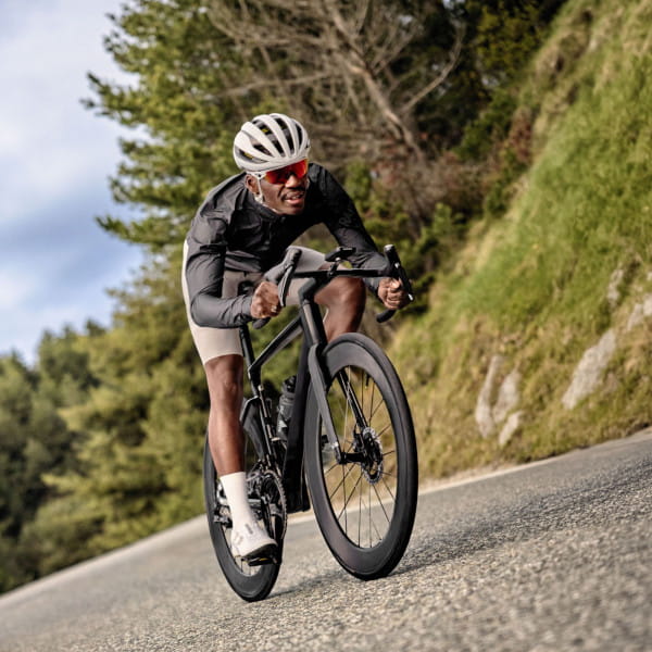 Garmin Edge 1060 Premium-Fahrradcomputer, Neu: kleiner, leichter, Sprachsteuerung