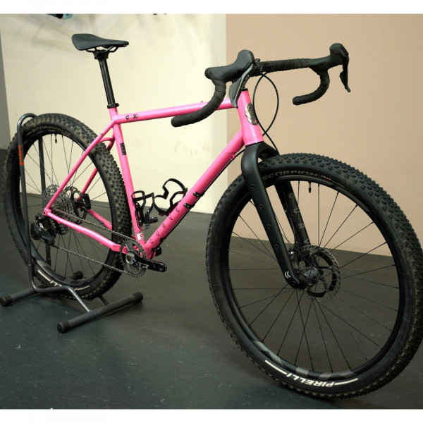 Showroombike CURVE GMX+ Steel Komplettrad Gr. M - Roadhouse Pink
