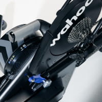 Wahoo KICKR MOVE Smarttrainer mit realistischer Bewegungstechnik