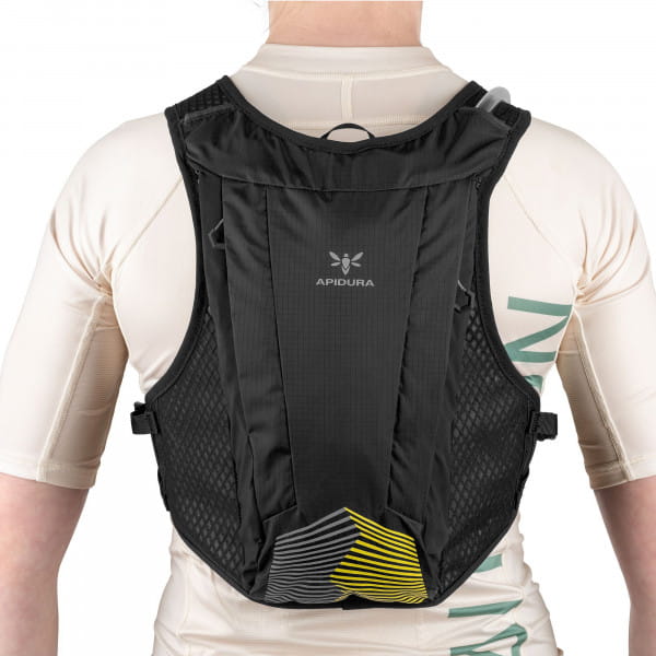 [REFURBISHED] Apidura Racing Series Hydration Vest Trinkweste Größe S/M