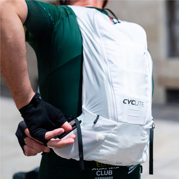 [REFURBISHED] CYCLITE Race Backpack /01 ultraleichter Rucksack hellgrau