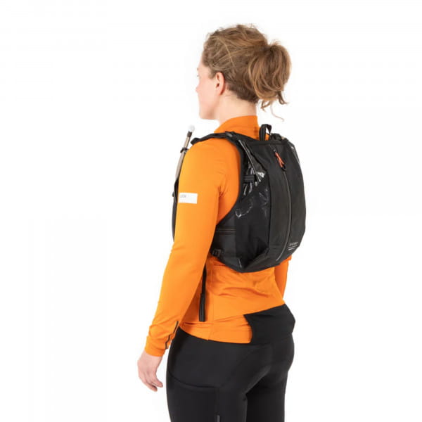 Restrap Race Hydration Vest Gr. S/M mit Trinkblase 2 Liter