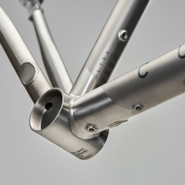 Curve BELGIE ULTRA Disc Frameset