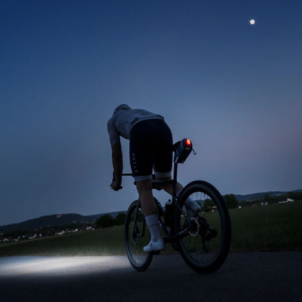 Lupine UFO Satteltasche StVZO - inklusive Rotlicht Pro mit Garmin-Halterung