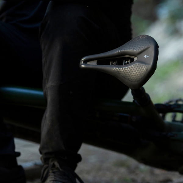 Specialized Power Expert Sattel mit Mirror-Technologie Schwarz