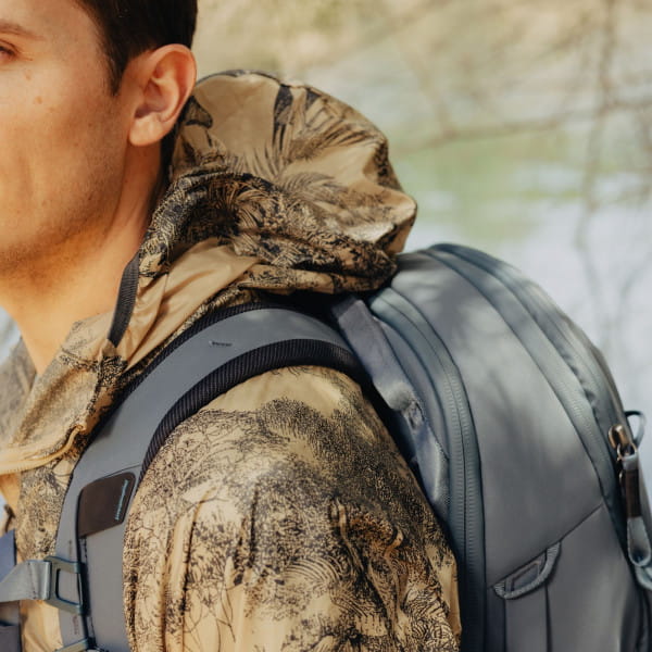 Peak Design Travel Backpack Ocean