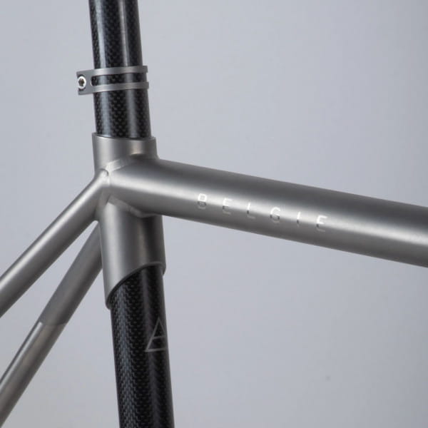 Curve AIR BELGIE Disc Frameset Bundle