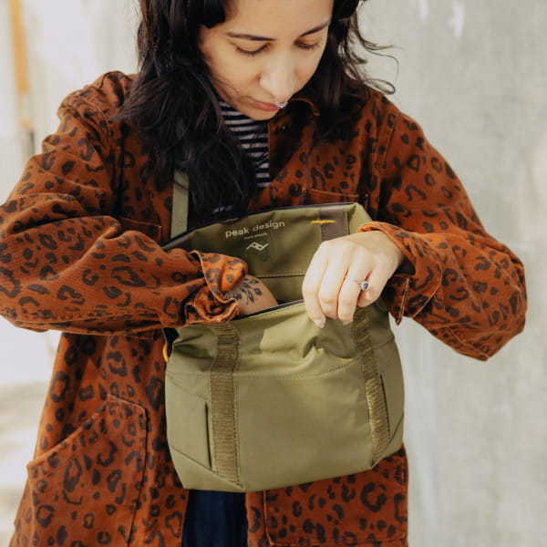 Peak Design Field Pouch Zubehörtasche / Gürteltasche mit Gurt - Coyote