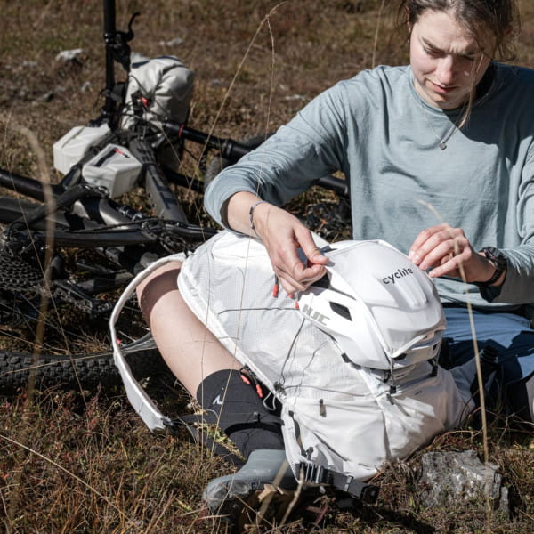 CYCLITE Touring Backpack / 02 (23 Liter) - Light Grey (2026)