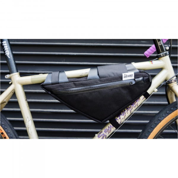 [REFURBISHED] Road Runner Bags Wedge Half Frame Bag schwarz-Rahmentasche