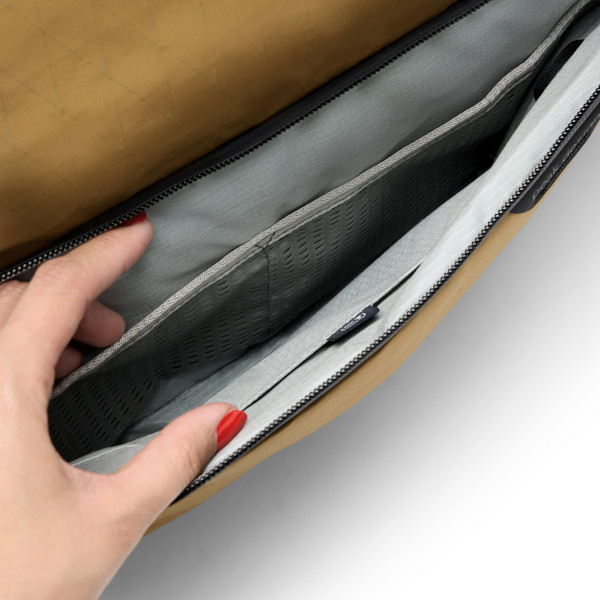 Peak Design Travel Duffel Coyote