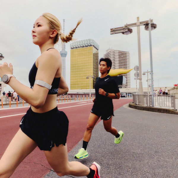 COROS PACE 4 Pro GPS-Multisportuhr mit Silikonarmband - Weiß