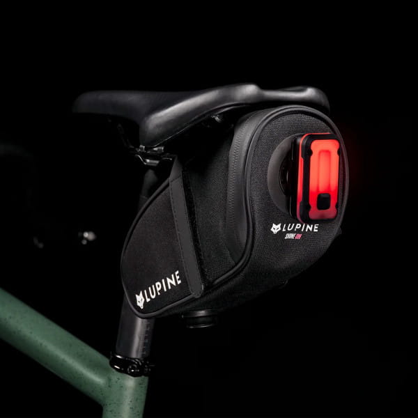Lupine UFO Satteltasche StVZO - inklusive Rotlicht Pro mit Garmin-Halterung