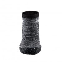 Skinners Outdoor-Sockenschuhe Granit-grau mit weißem Logo