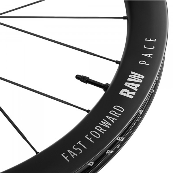 FFWD RAW PACE Carbon-Laufradsatz 48 mm (2026)