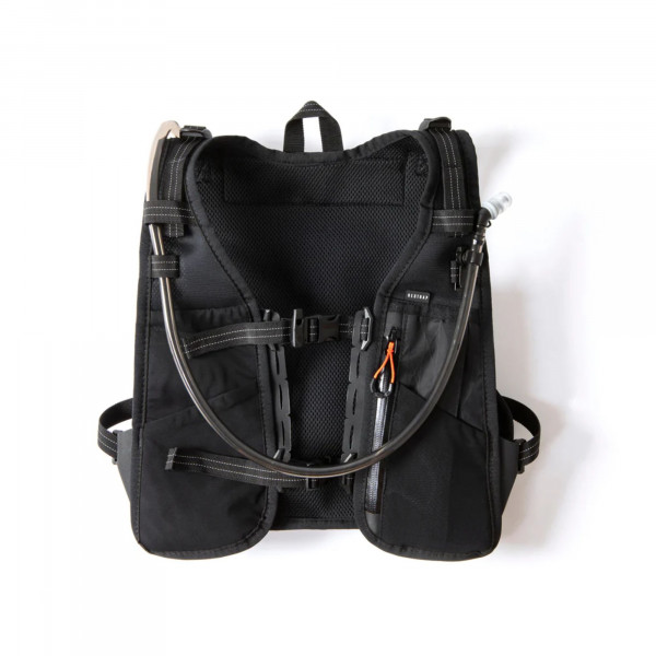 Restrap Race Hydration Vest Gr. S/M mit Trinkblase 2 Liter